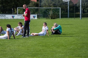 Bild 322 - F SV Henstedt Ulzburg II - SSC Hagen Ahrensburg : Ergebnis: 0:4